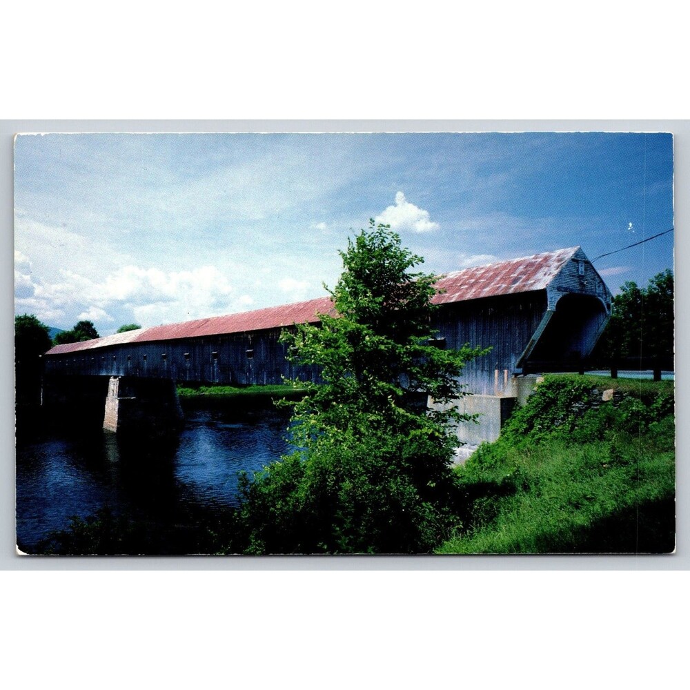 Postcard New Hampshire Vermont Windsor-Cornish Bridge Connecticut River c1970s
